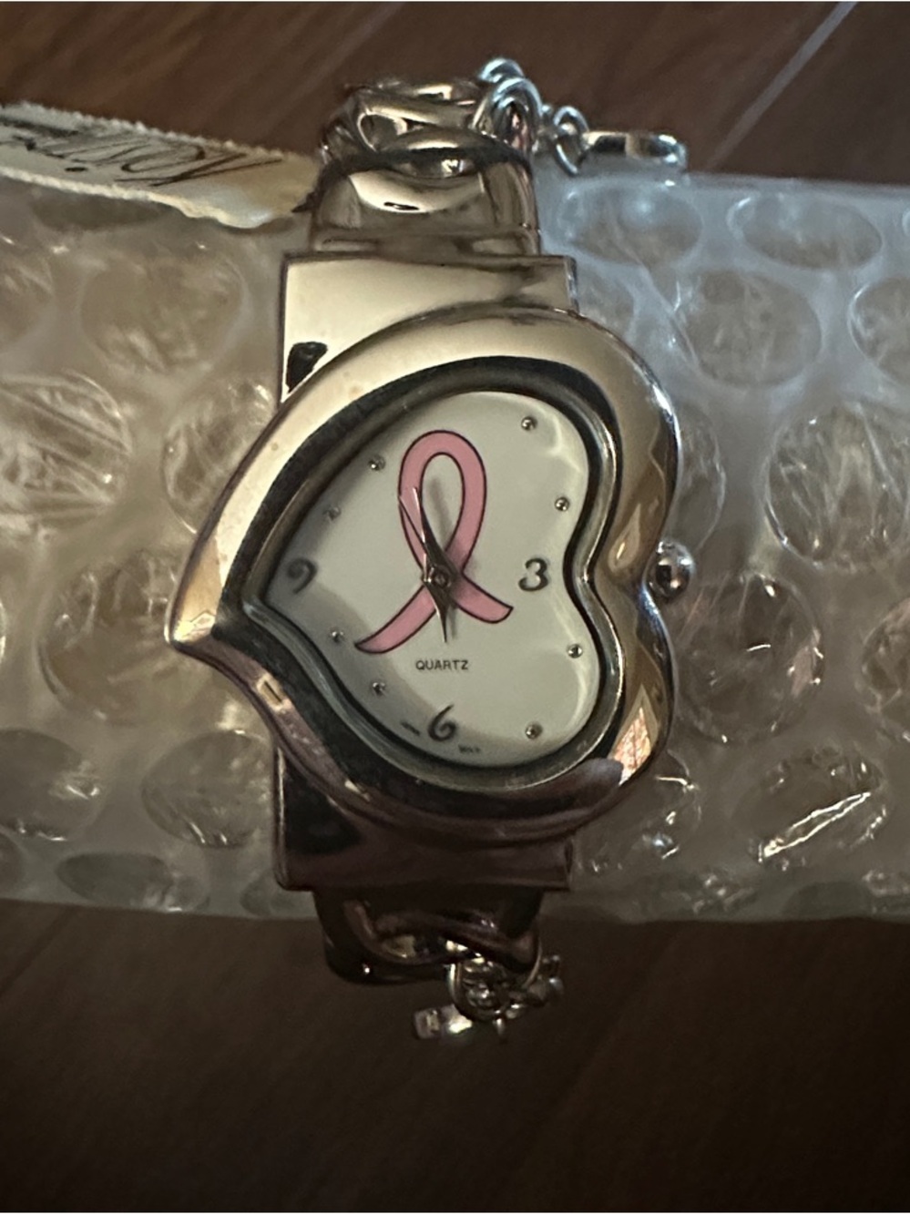 Heart-Shaped Pink Ribbon Women's Quartz Watch